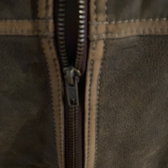 Red Robin 2017 Leather Jacket - never worn. See tags in NWOT. - Picture 3 of 11